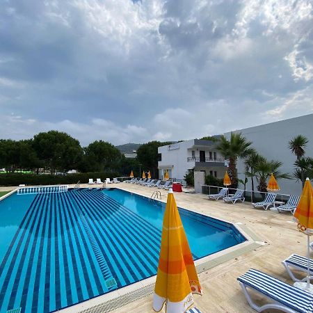 Palm Club Apart Otel Kusadası Exterior foto